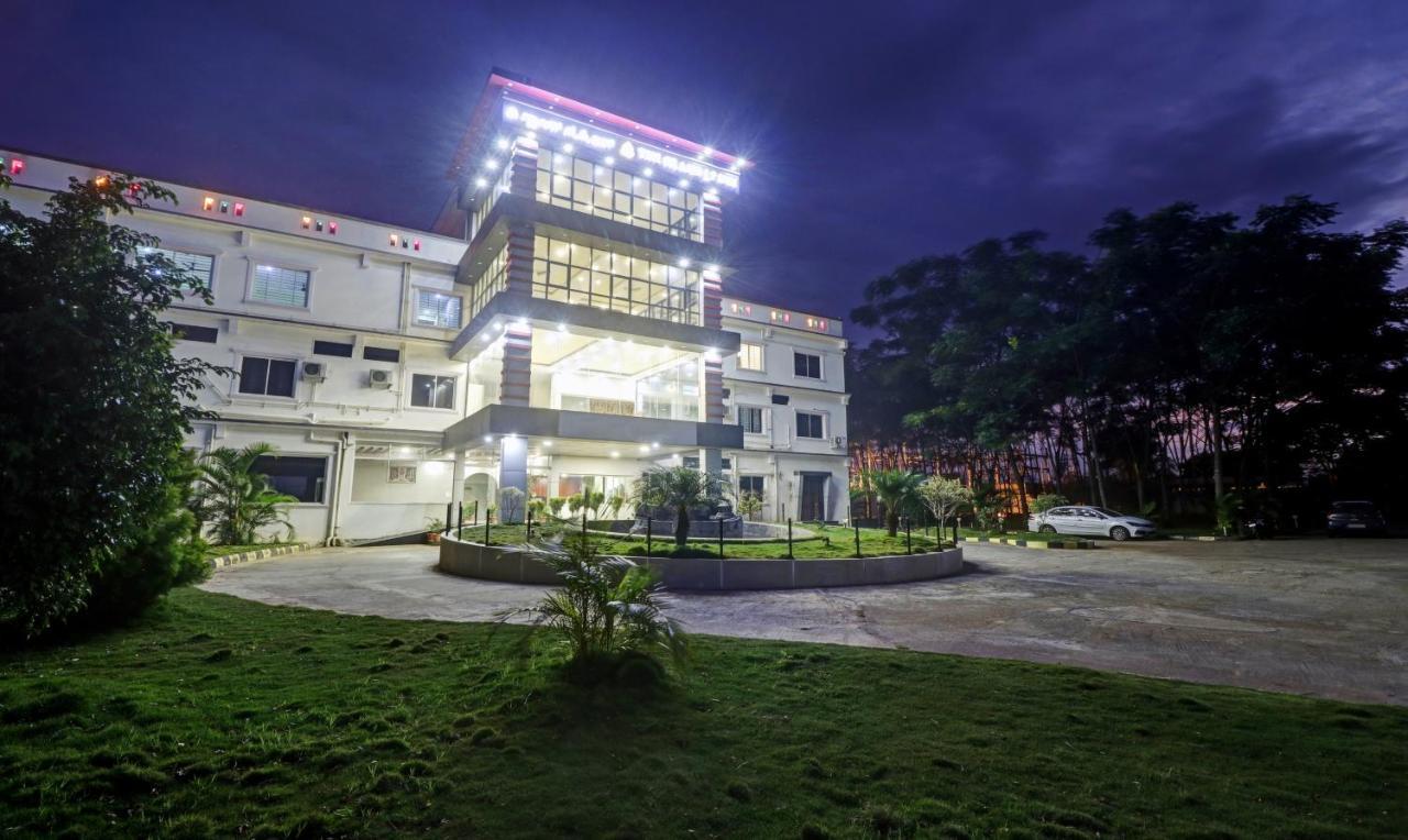 Grand Jp Inn Near 2 Km From Gundlupet Bus Stand Экстерьер фото