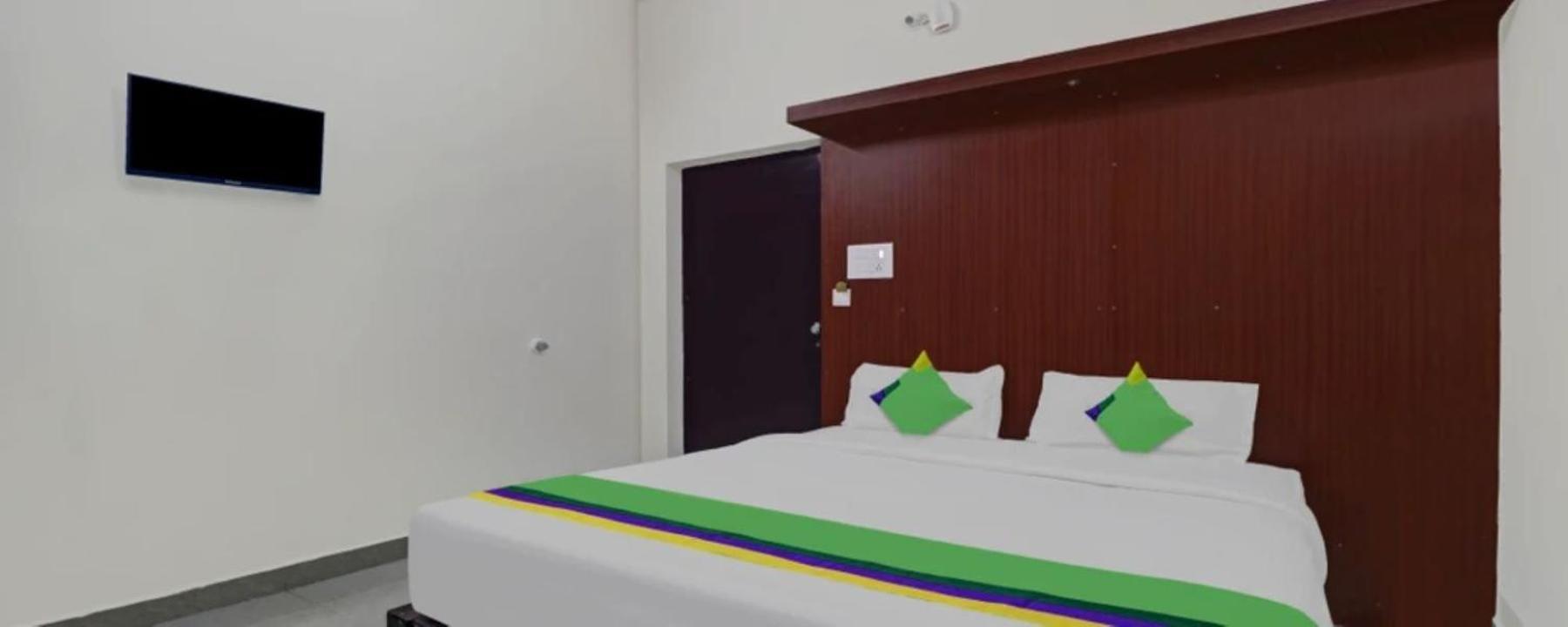 Grand Jp Inn Near 2 Km From Gundlupet Bus Stand Экстерьер фото